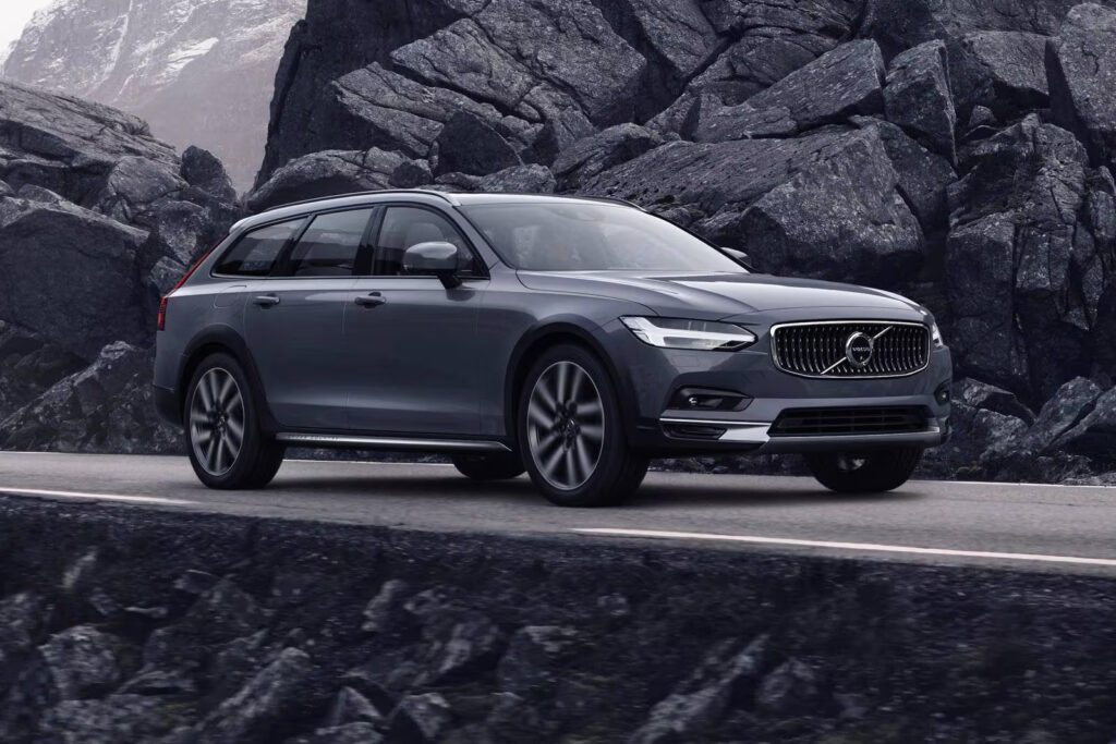 Volvo V90 Cross Country - Top Hottest Cars