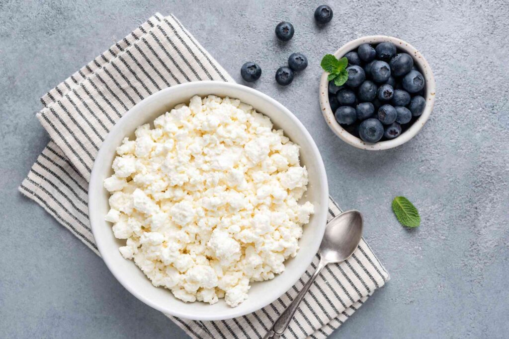 Cottage Cheese with Berries - Snacks For Midnight Cravings