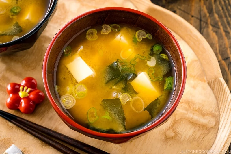 Miso Soup with Tofu and Seaweed