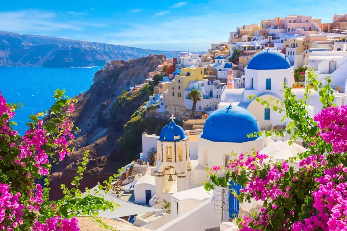 Greek_Islands__Top_Tips_for_Travelling_in_Santorini