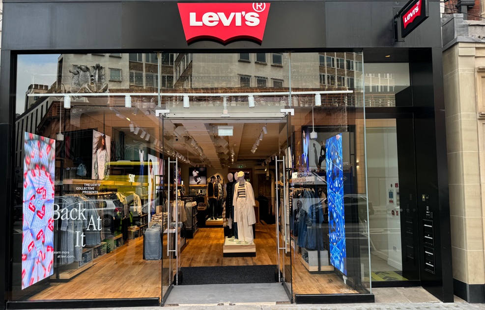 Levis - Iconic Fashion Brands