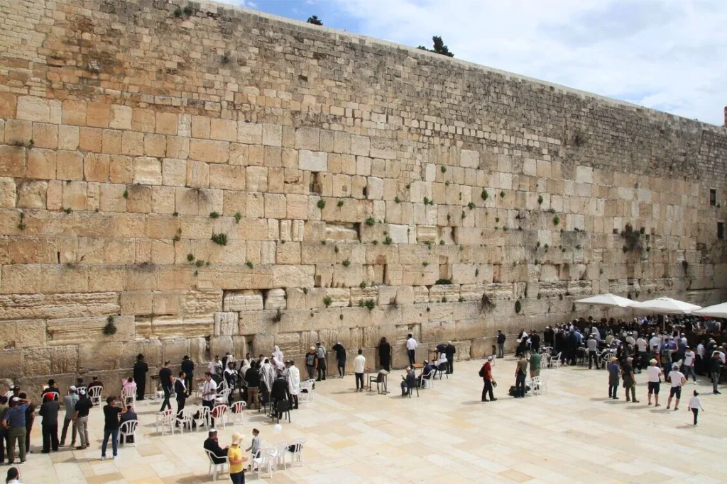 Western Wall - top sights in jerusalem