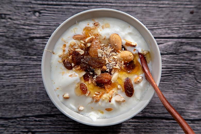 Greek Yogurt with Honey and Nuts - Snacks For Midnight Cravings