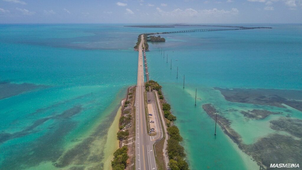 Spring Driving Destinations : Florida Keys Overseas Highway: Tropical Paradise on Wheels